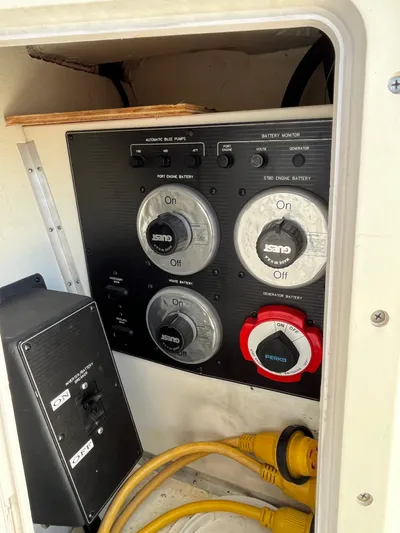  Yacht Photos Pics Battery control panel on a 1996 Bayliner 3788 Command Bridge Motoryacht.