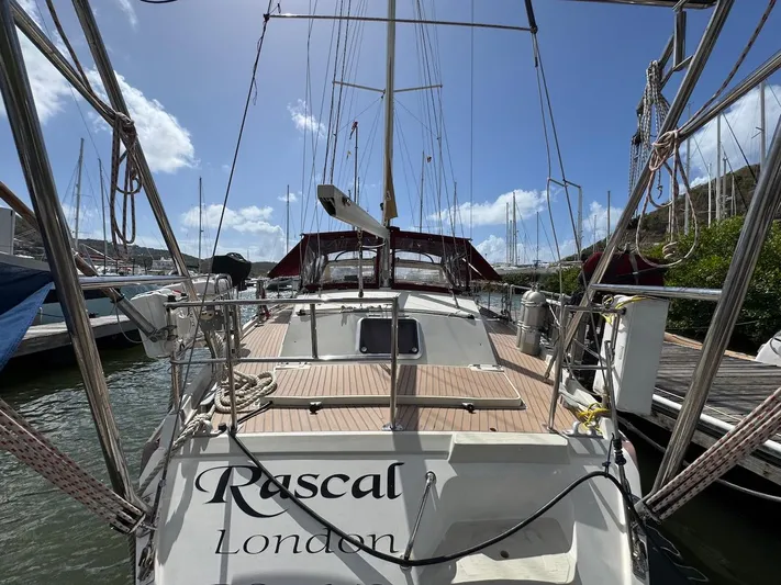 Rascal Yacht Photos Pics 