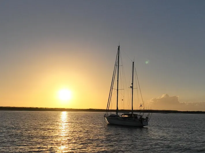 Rascal Yacht Photos Pics 