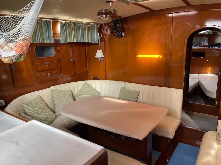 Rascal Yacht Photos Pics 