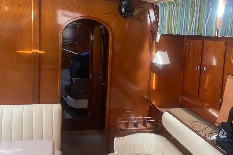 Rascal Yacht Photos Pics 