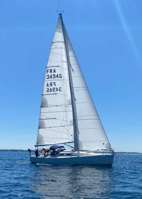 2005 J-Composites J109