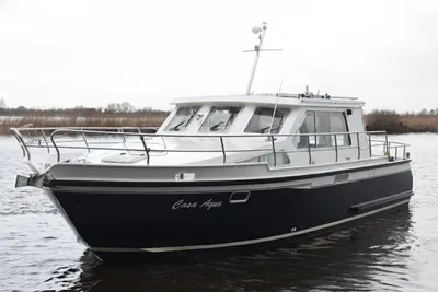 2005 Succes 10.80 OK