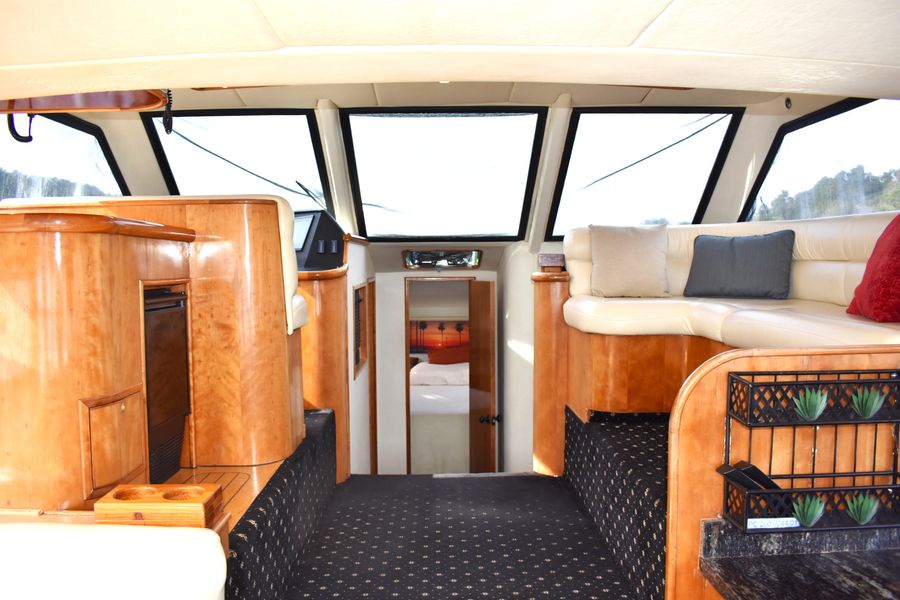 2001 Motor Yacht Sports Cat 44