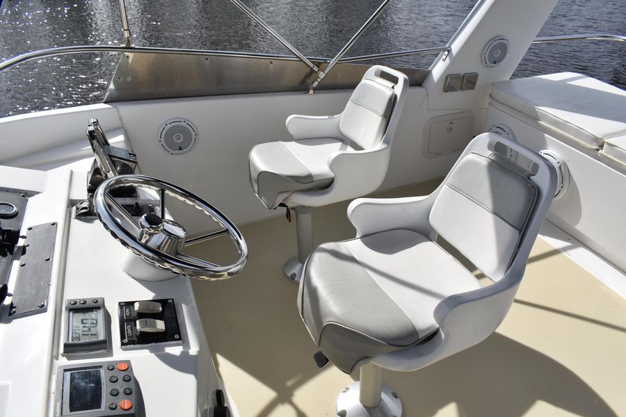 2001 Motor Yacht Sports Cat 44