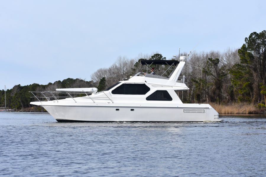 2001 Motor Yacht Sports Cat 44