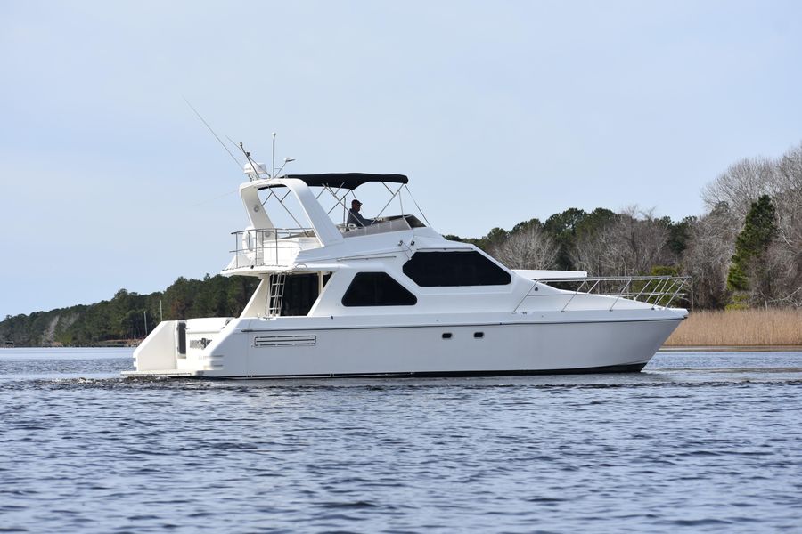 2001 Motor Yacht Sports Cat 44