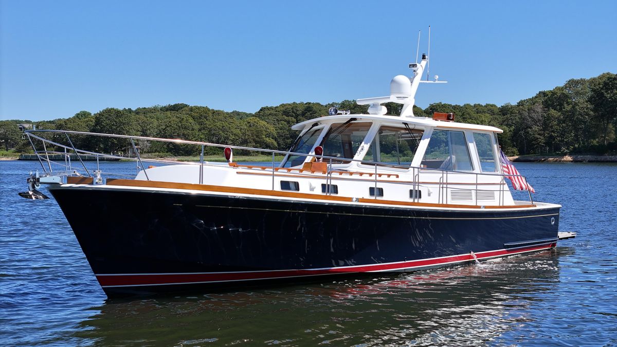2002 Grand Banks 49 