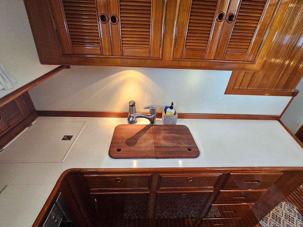 2002 Grand Banks 49 
