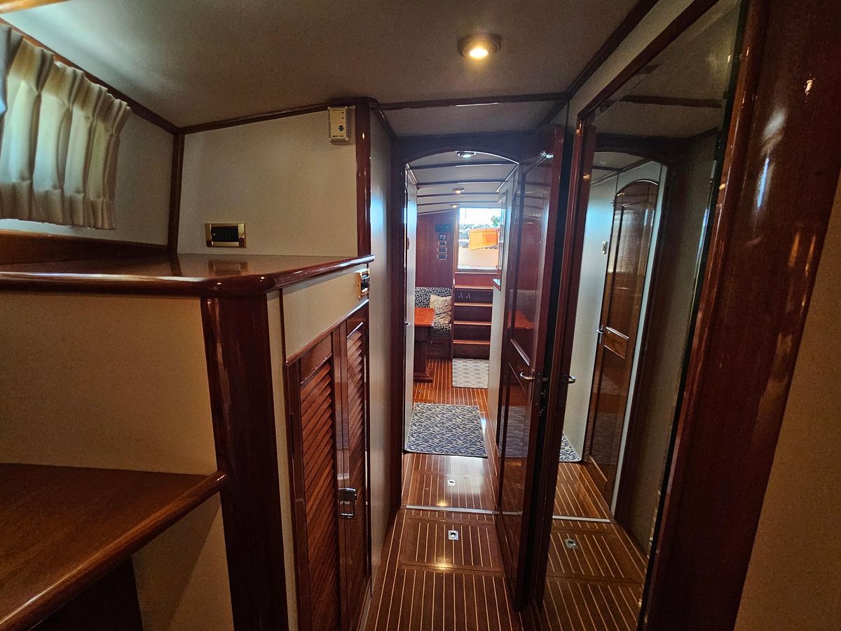2002 Grand Banks 49 