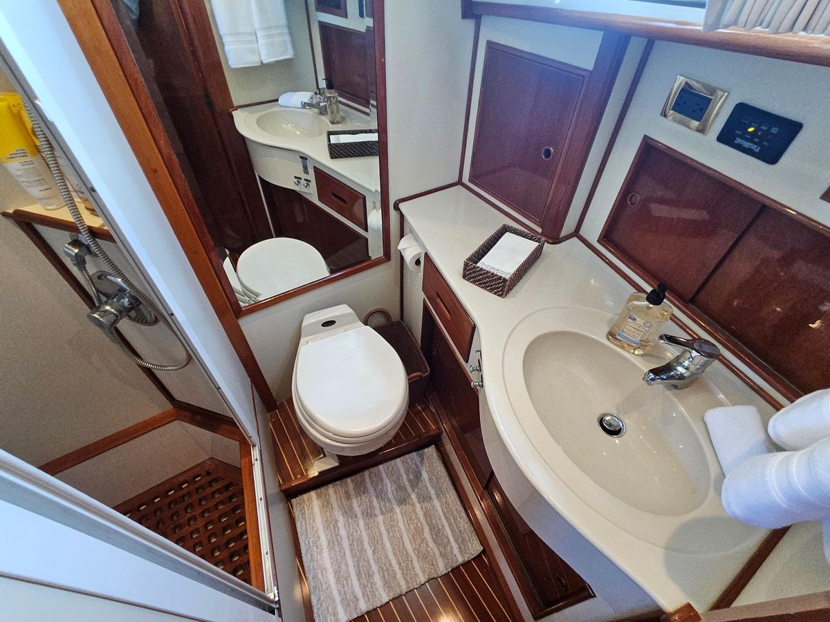 2002 Grand Banks 49 