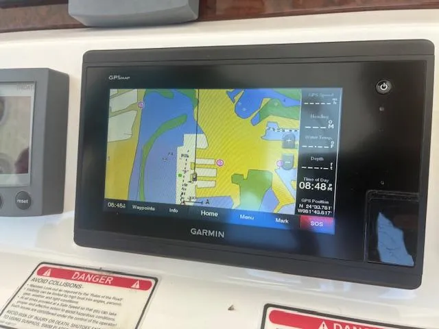 Shenanigans II Yacht Photos Pics 