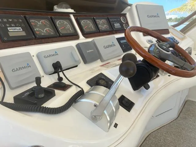 Shenanigans II Yacht Photos Pics 