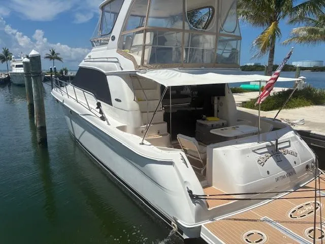 Shenanigans II Yacht Photos Pics 