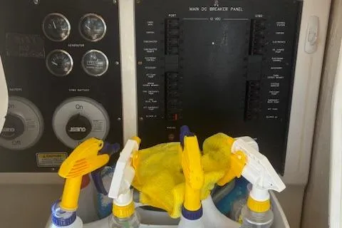 Shenanigans II Yacht Photos Pics 