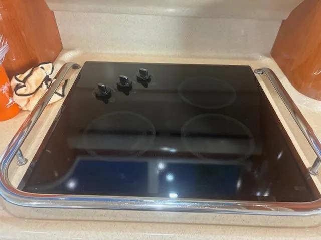 Shenanigans II Yacht Photos Pics 