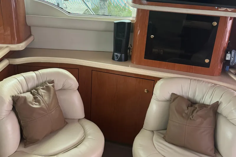 Shenanigans II Yacht Photos Pics 