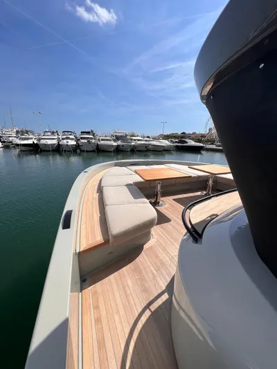  Yacht Photos Pics Bluegame bgx70