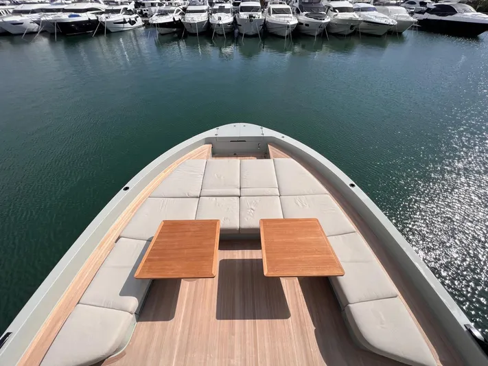  Yacht Photos Pics Bluegame bgx70