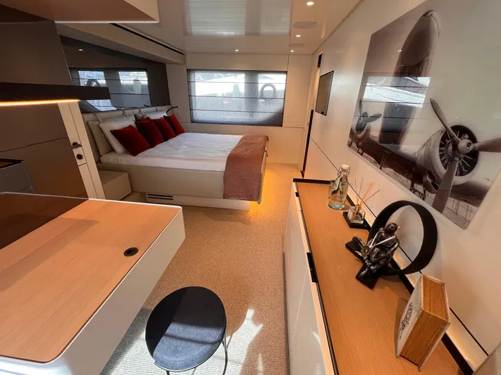  Yacht Photos Pics Bluegame bgx70