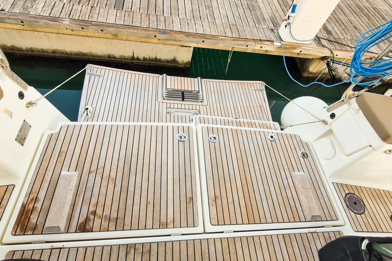 Dreamcatcher II Yacht Photos Pics Teak deck of 2019 Jeanneau Sun Odyssey 440 yacht at dock.
