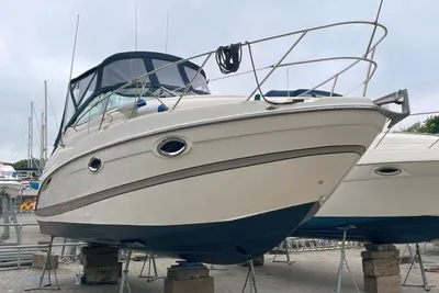 2001 Maxum 2500 SCR