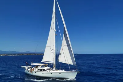 2005 Oyster 62