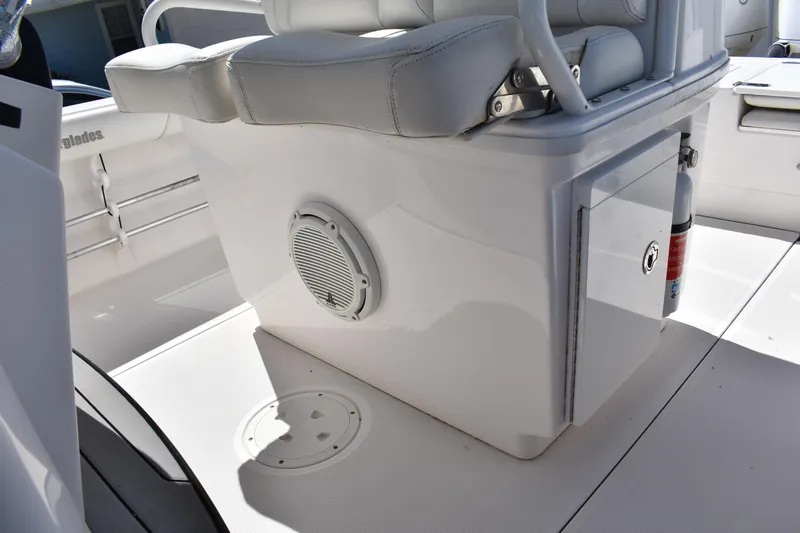  Yacht Photos Pics 2018 Everglades 273 Center Console boat interior with seating and storage compartment.