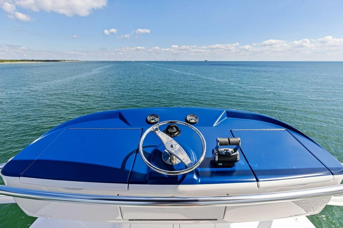 2023 Viking 72 