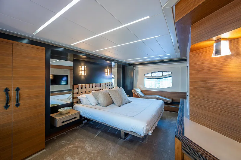 Scissortail II Yacht Photos Pics Luxurious bedroom interior of 2013 Pershing 92 Express yacht with modern design.