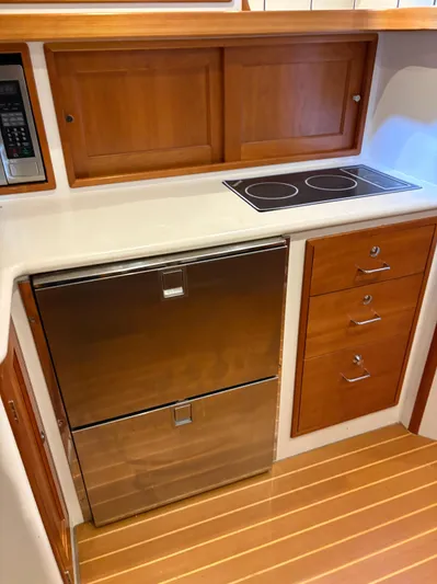 Azucar Caliente Yacht Photos Pics 