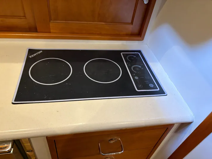 Azucar Caliente Yacht Photos Pics 