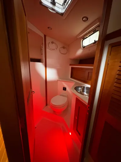 Azucar Caliente Yacht Photos Pics 