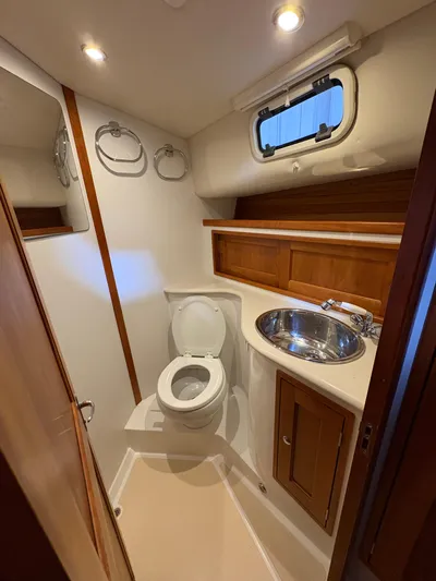 Azucar Caliente Yacht Photos Pics 