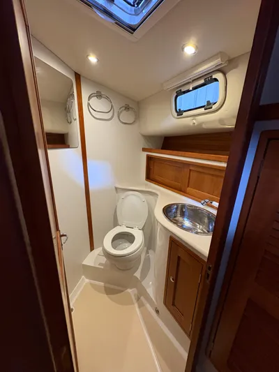 Azucar Caliente Yacht Photos Pics 