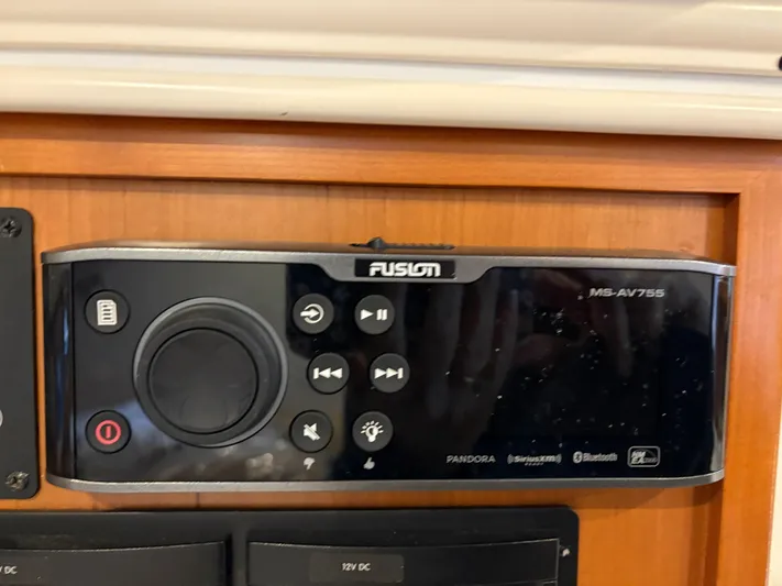 Azucar Caliente Yacht Photos Pics 