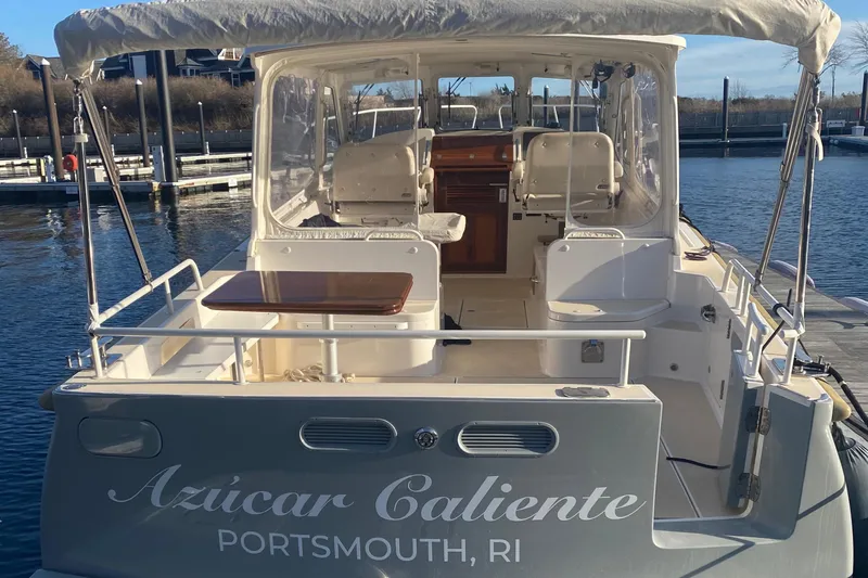 Azucar Caliente Yacht Photos Pics 