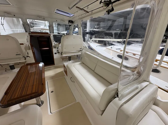 Azucar Caliente Yacht Photos Pics 