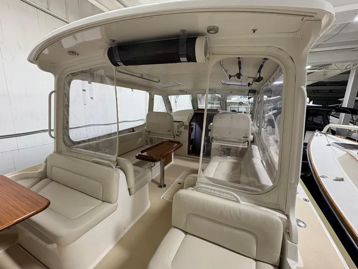 Azucar Caliente Yacht Photos Pics 