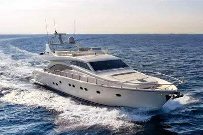 Ferretti Yachts 680