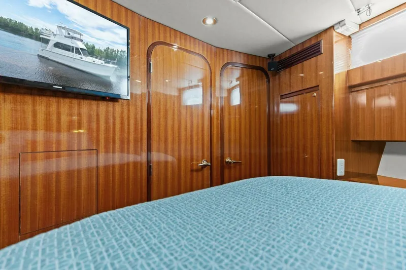 Sunshine And Happiness Yacht Photos Pics 