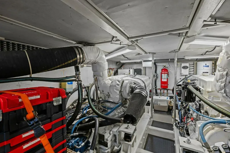 Sunshine And Happiness Yacht Photos Pics 