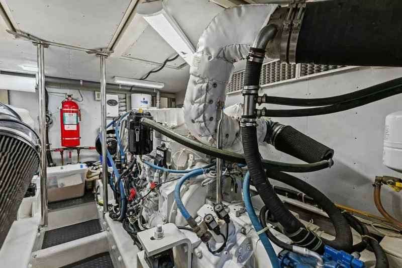 Sunshine And Happiness Yacht Photos Pics 