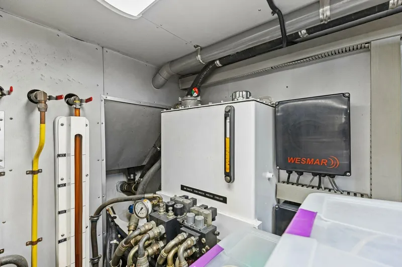 Sunshine And Happiness Yacht Photos Pics 