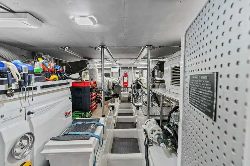 Sunshine And Happiness Yacht Photos Pics 