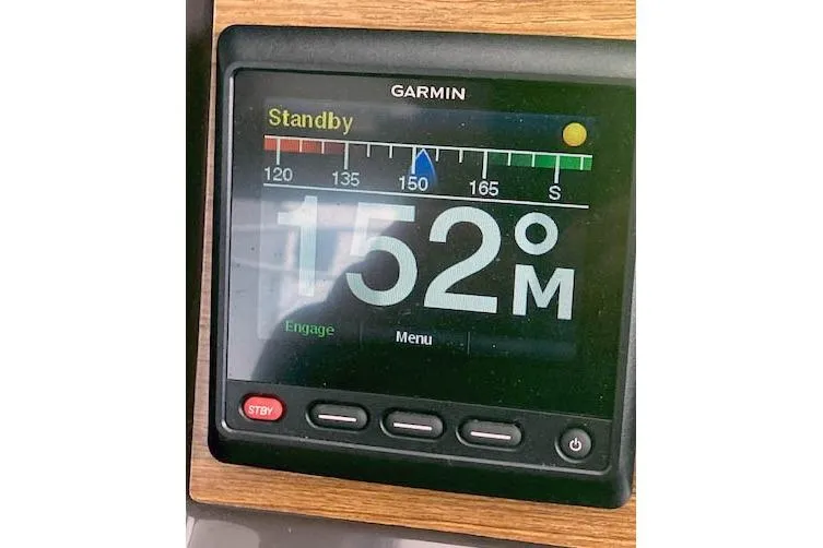  Yacht Photos Pics Garmin display on 2018 Ranger Tugs R-27 showing heading of 152 degrees.