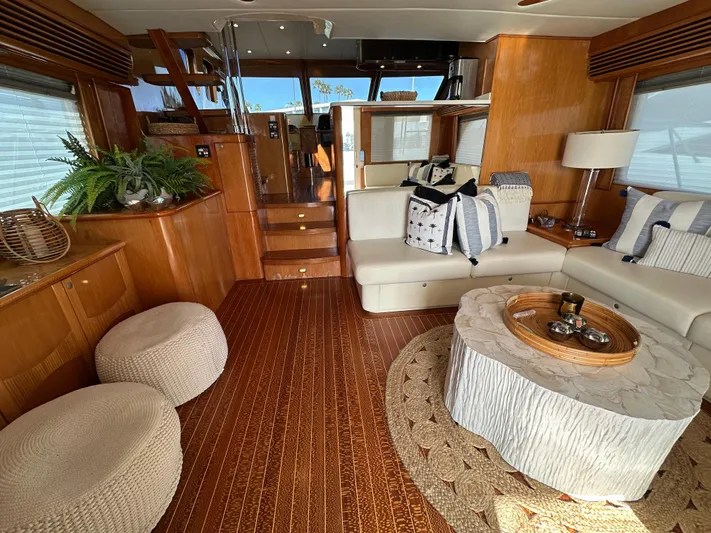 Patrona Yacht Photos Pics Luxurious interior of a 2000 Mikelson 61 Sportfisher yacht with elegant furnishings.