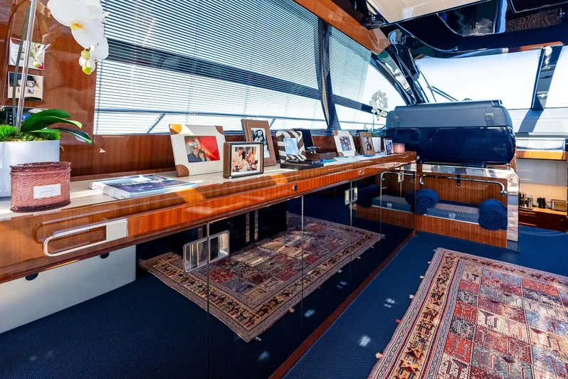 Arcadia Yacht Photos Pics 