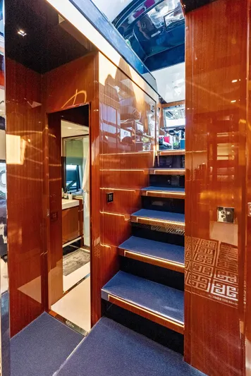 Arcadia Yacht Photos Pics 