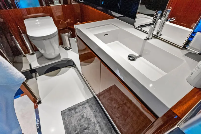 Arcadia Yacht Photos Pics 